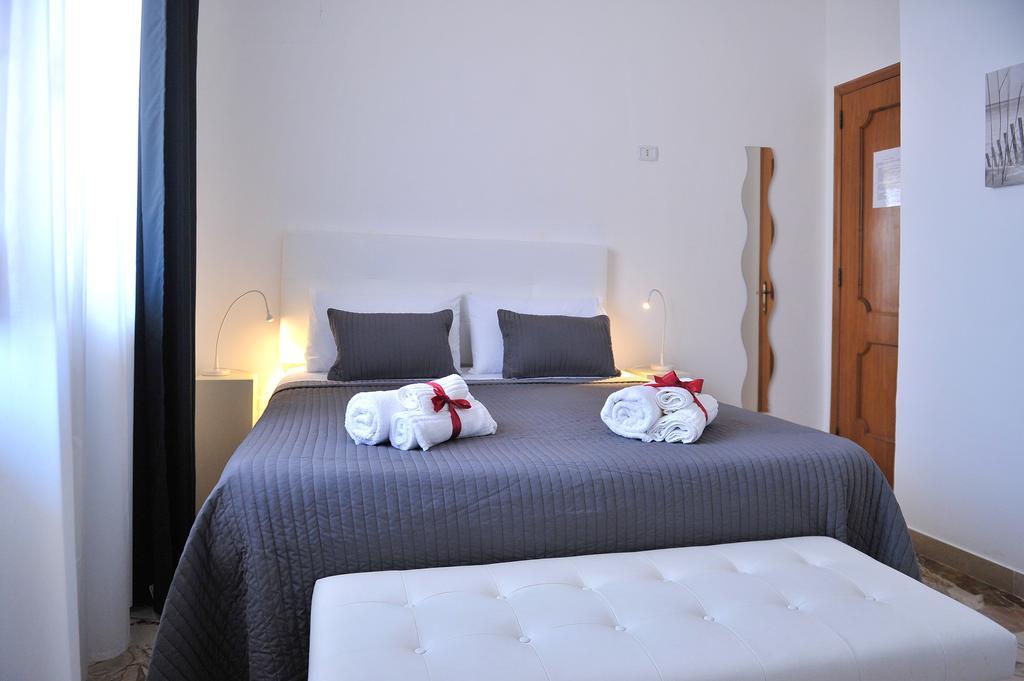 Lu Puzzu Luengu B&B Leverano Dış mekan fotoğraf